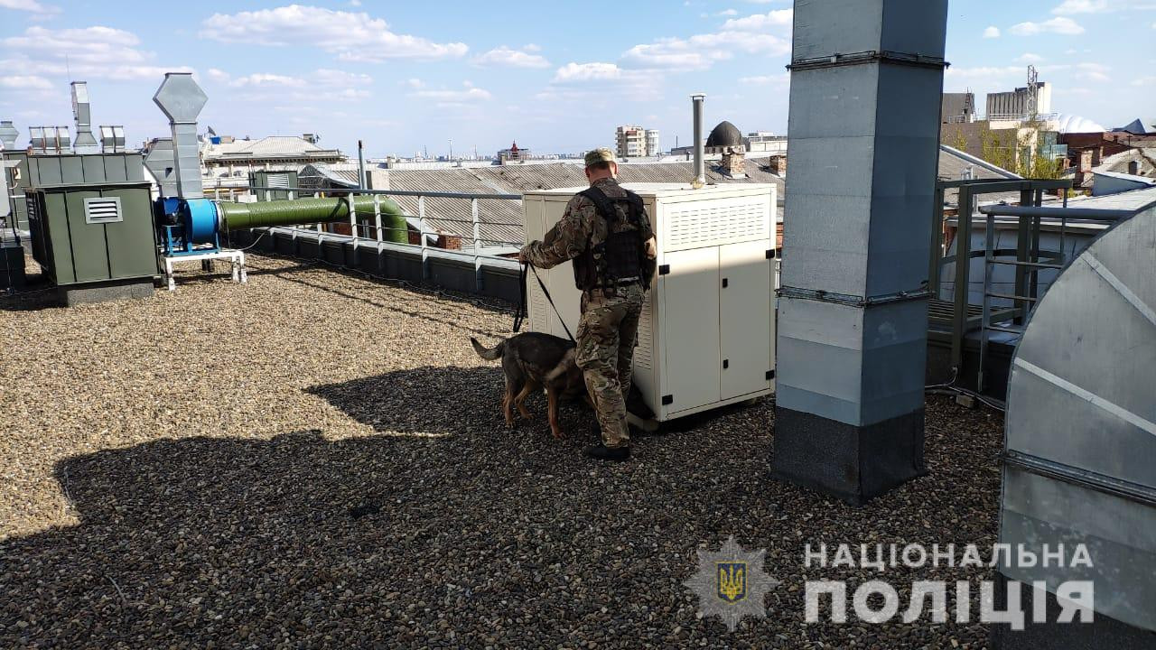 В Харькове заминировали еще два завода и ресторан