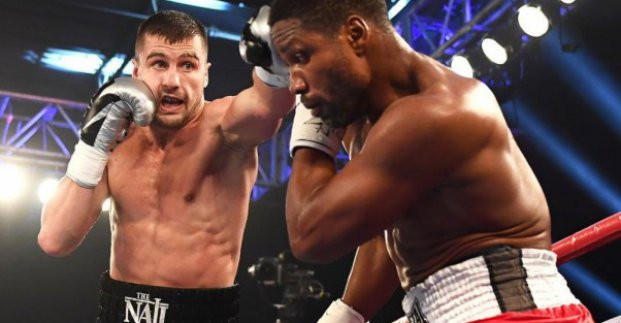 Харьковский боксер Александр Гвоздик защитил титул WBC