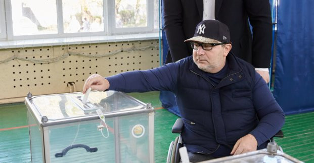 Геннадий Кернес проголосовал на выборах Президента Украины