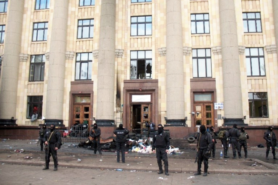 Пять лет назад полк “Ягуар” освободил здание Харьковской обладминистрации от сепаратистов (фото)