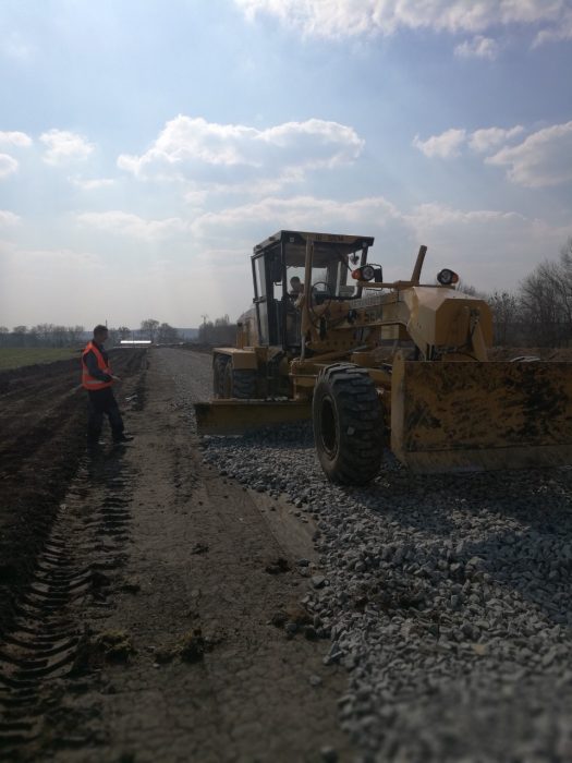 На границе с РФ в Харьковской области продолжается строительство "Стены"