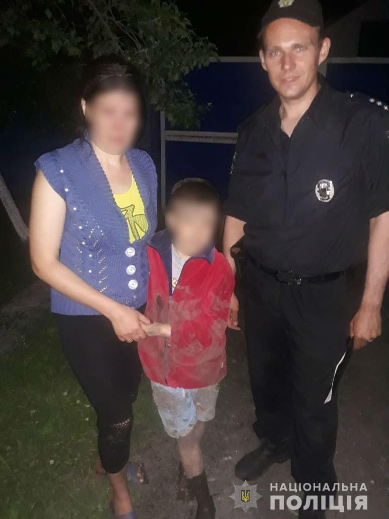 Под Харьковом потерялся 9-летний мальчик: ребенка искали жители трех сел