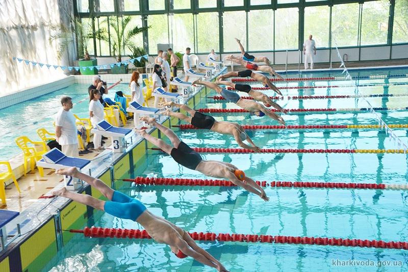 На чемпионате Украины по плаванию харьковчане завоевали 28 наград