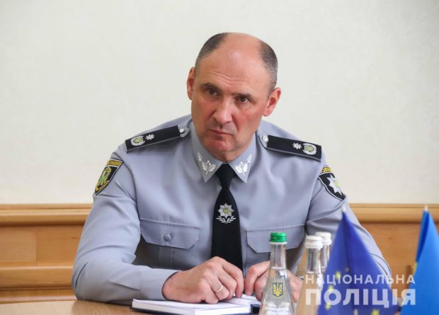 Глава Нацполиции Харьковщины накануне сессии горсовета встретился с активистами и городской властью