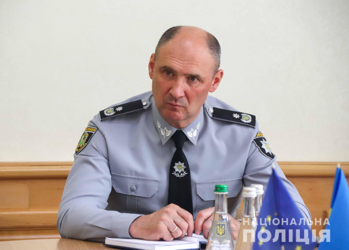 Глава Нацполиции Харьковщины накануне сессии горсовета встретился с активистами и городской властью