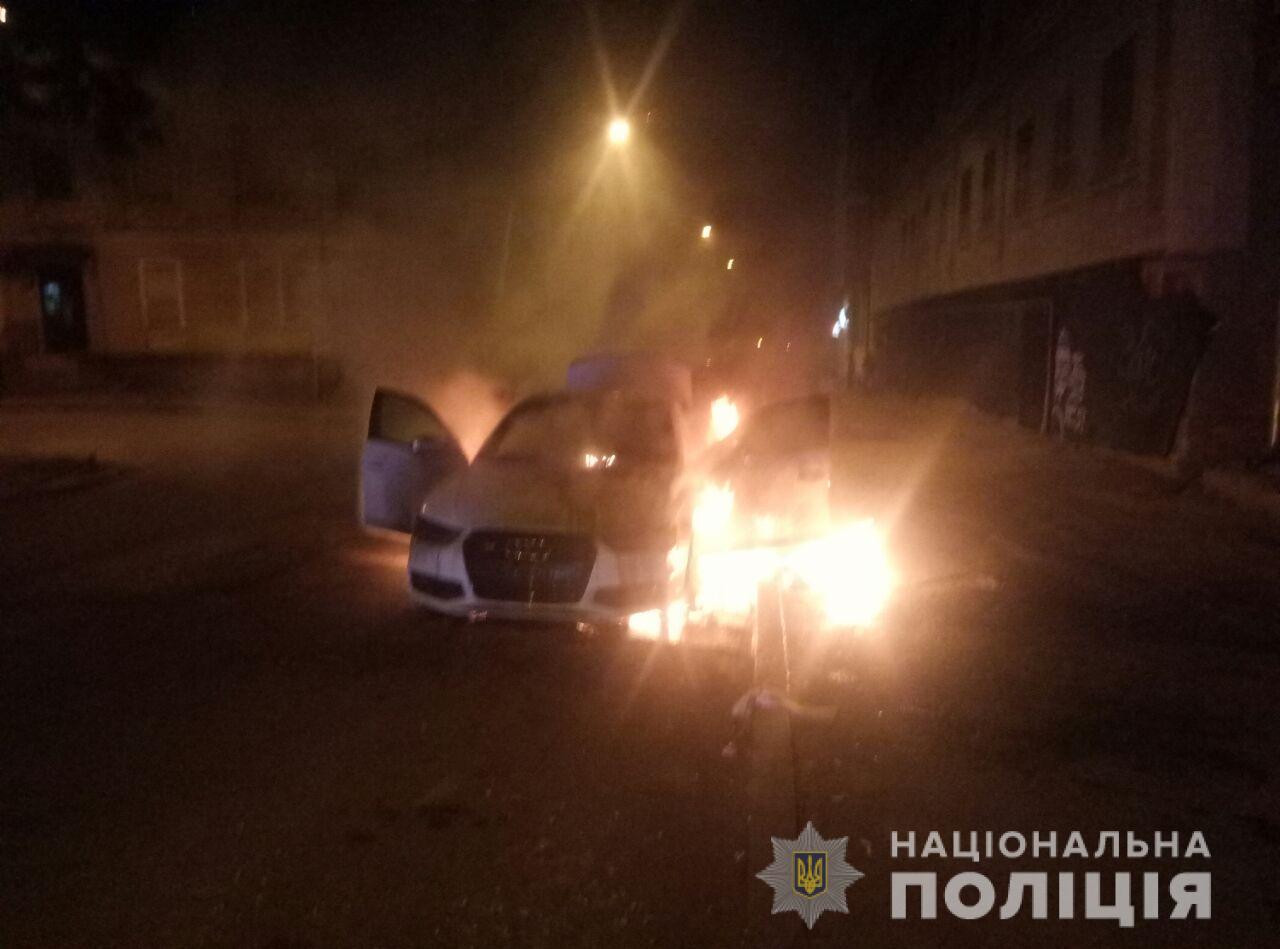 В Харькове в течение суток горели четыре автомобиля