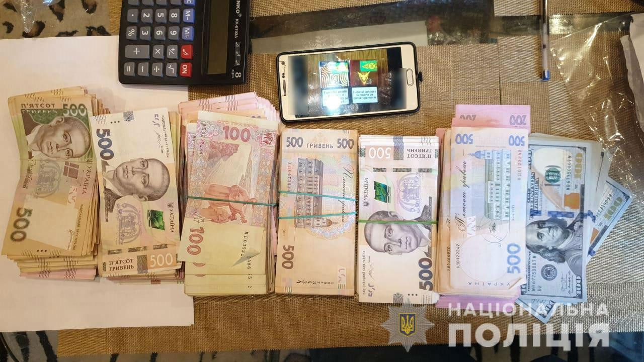 Правоохранители перекрыли канал поставки контрафактных табачных изделий в Харьковской области