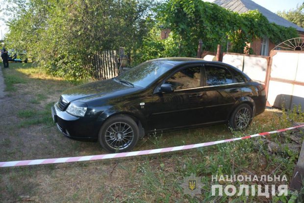 На Харьковщине полицейские задержали мужчину за нападение на водителя такси