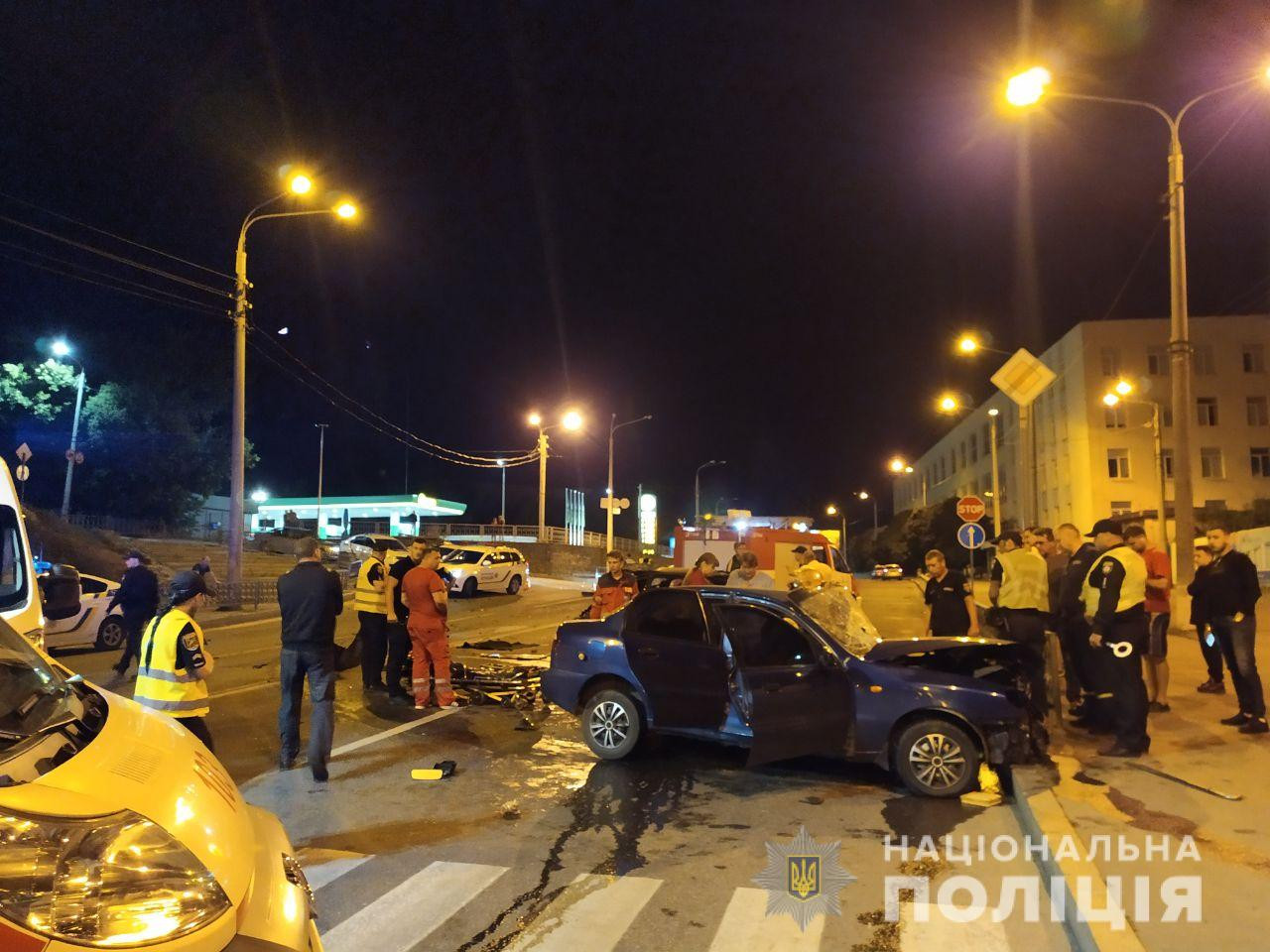В Харькове в результате ночного ДТП погибли двое водителей