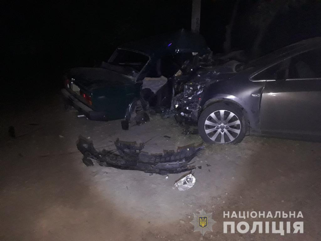 На Харьковщине в результате аварии погибли молодой парень и маленький мальчик (видео)