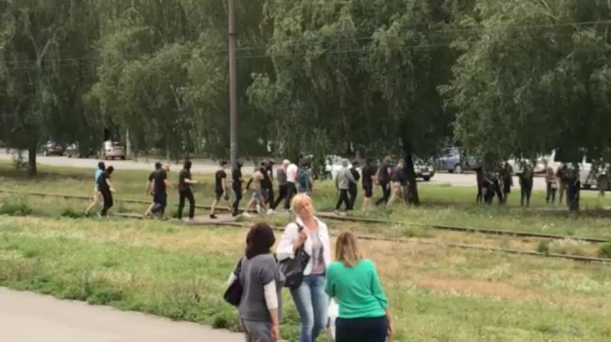 В Харькове напали на кандидата в нардепы Святаша (видео)