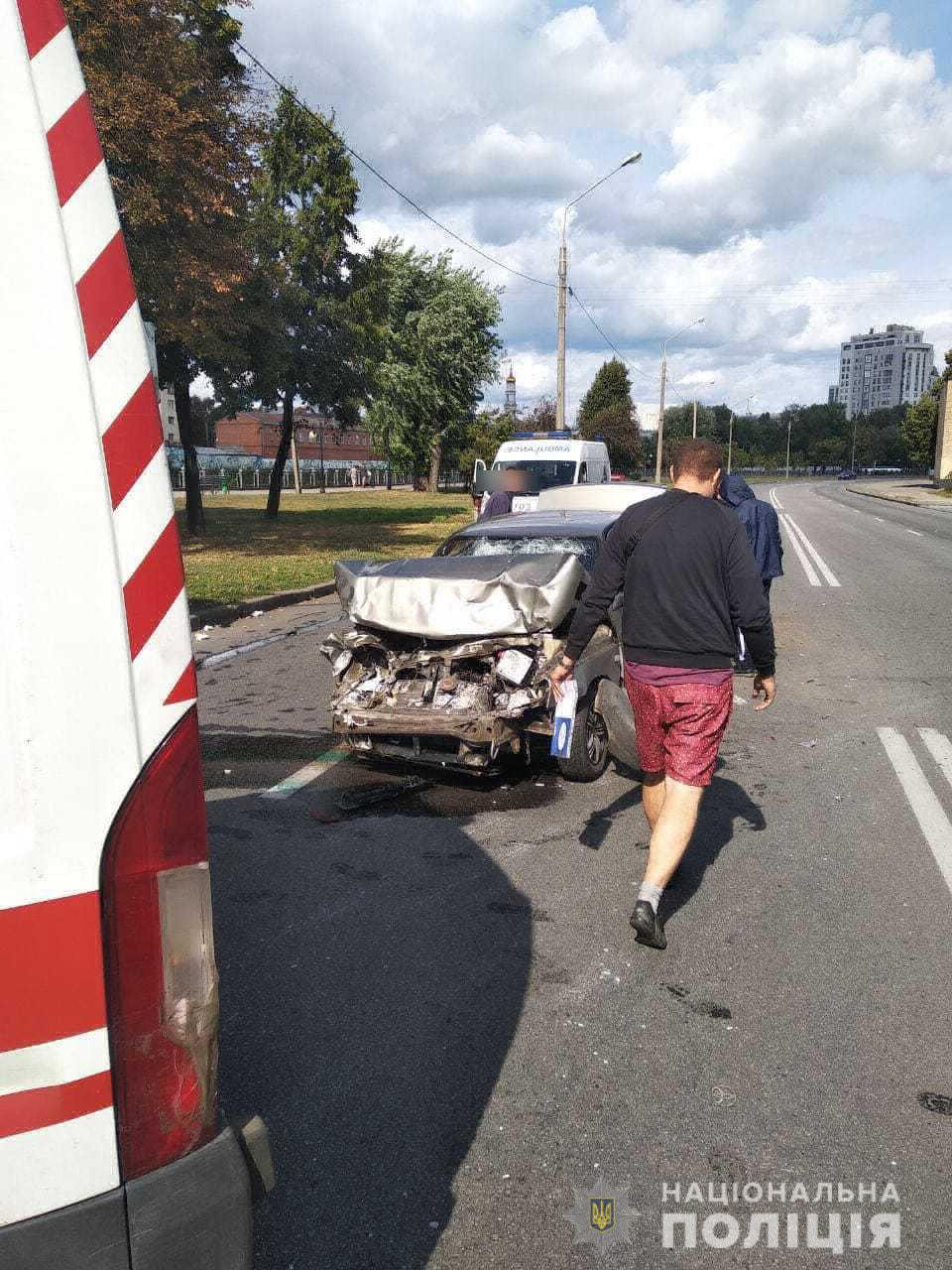 В аварии на набережной пострадали пять человек