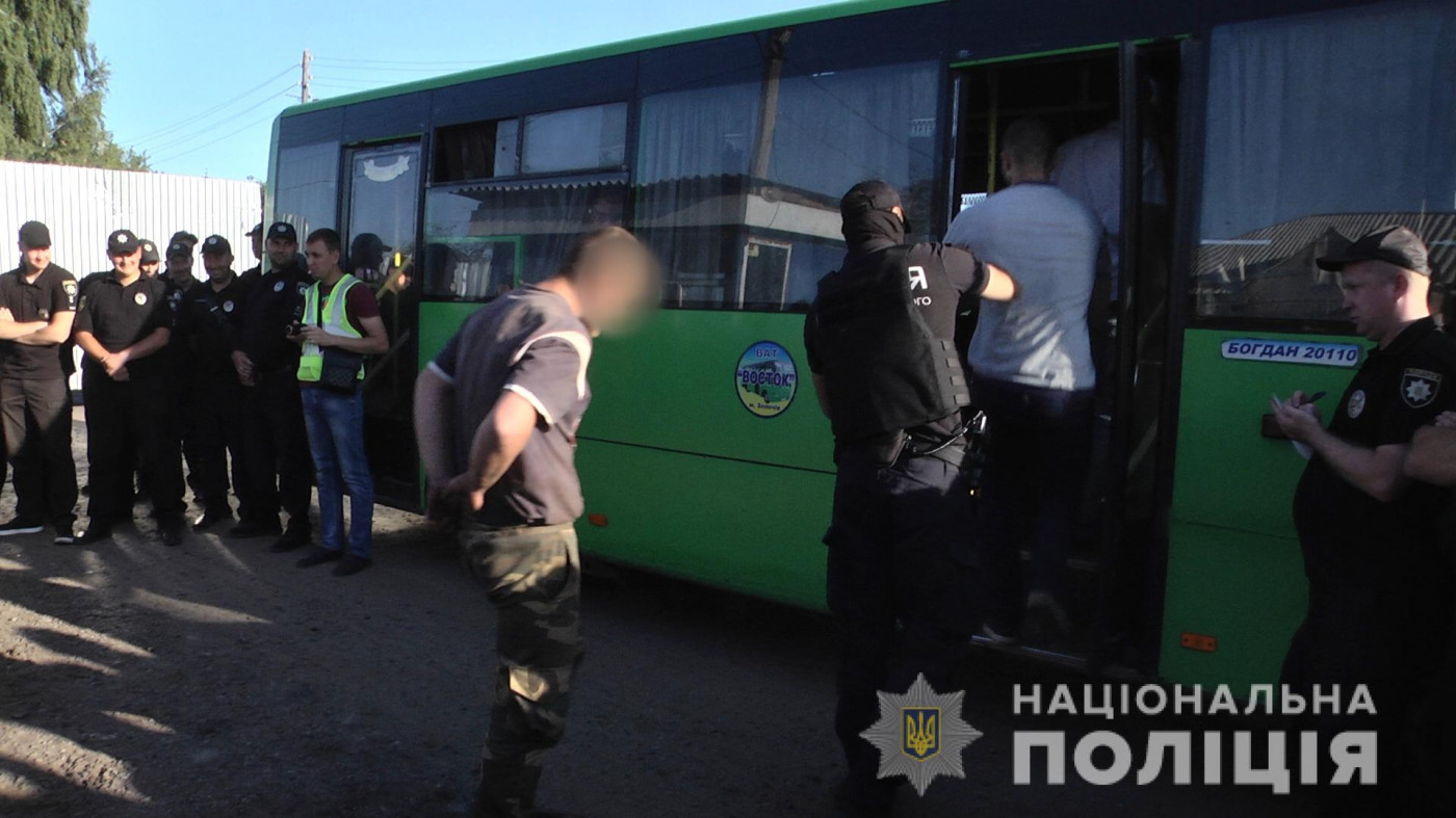 Харьковская полиция задержала нападавших на съемочную группу “112 Украина”