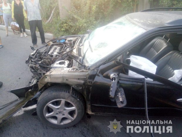 В результате аварии по улице Москалевской пострадали два человека
