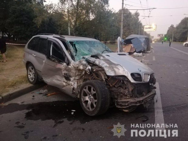 На Салтовке пьяный водитель спровоцировал аварию: пострадала женщина