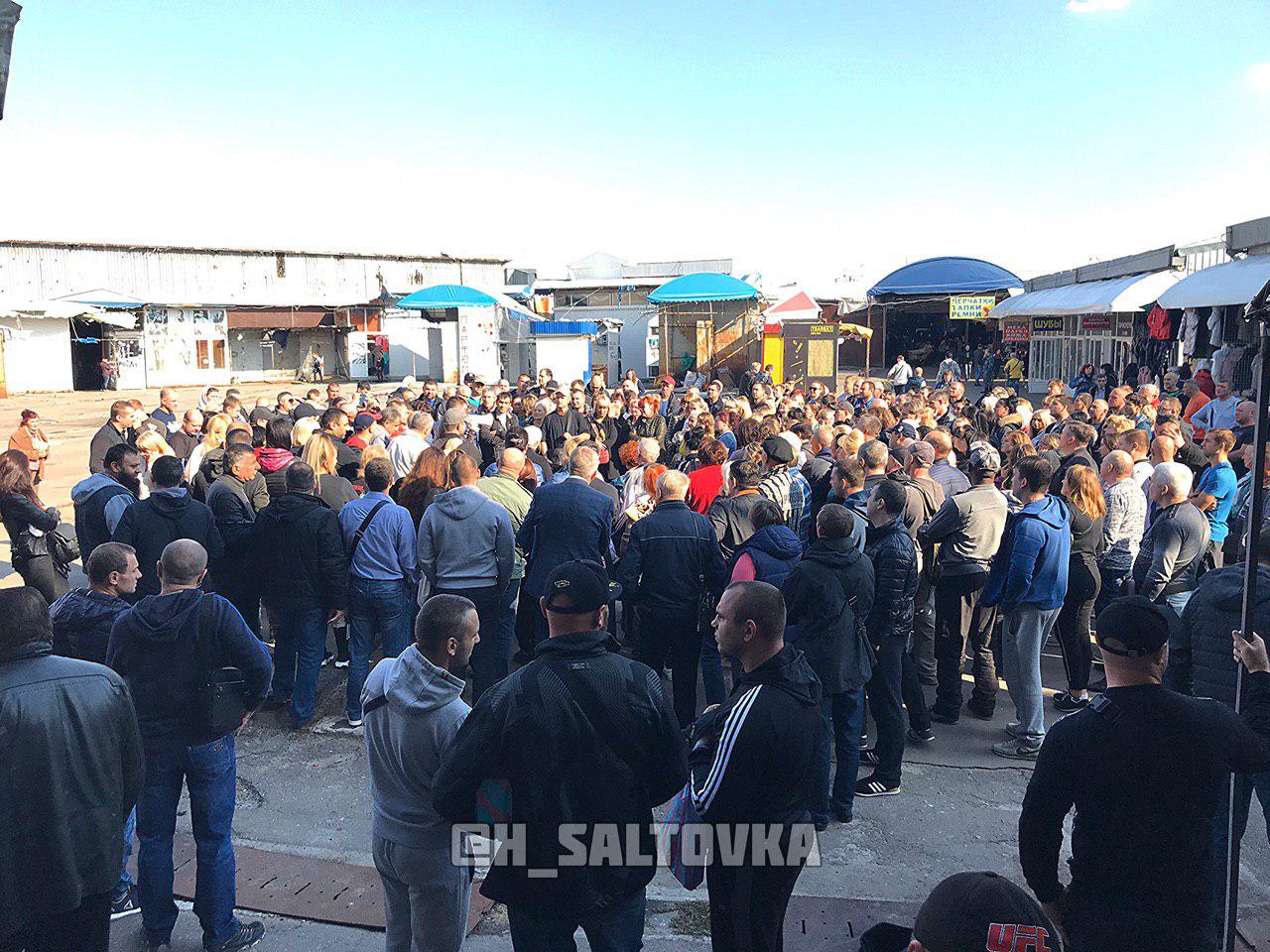Предприниматели “Барабашово” хотят штурмовать горсовет – соцсети