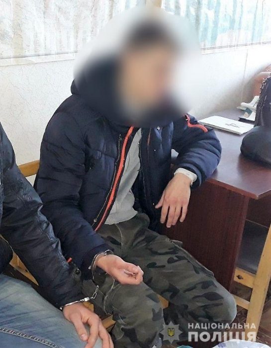 В Харьковской области 18-летней парень едва не убил друга своей матери