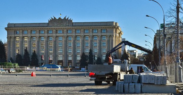На площади Свободы ограничено движение