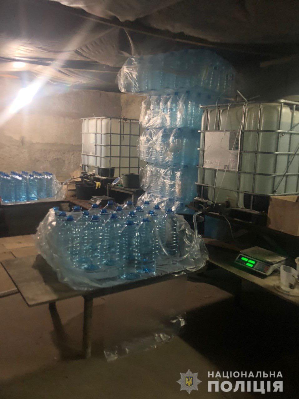 В Харькове полиция изъяла 12 тонн спирта
