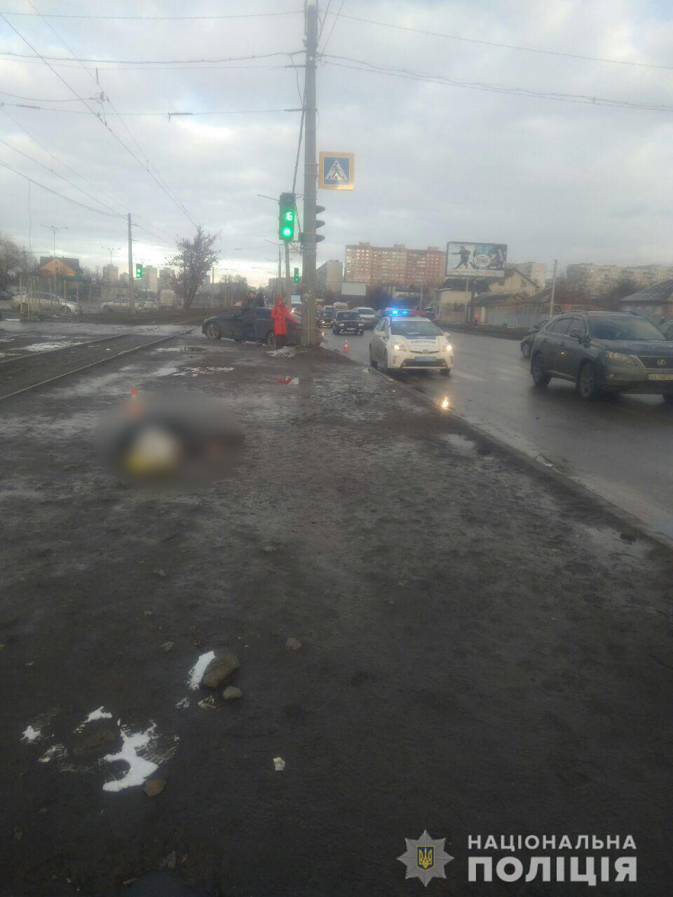 В Харькове под колесами Infiniti погиб подросток
