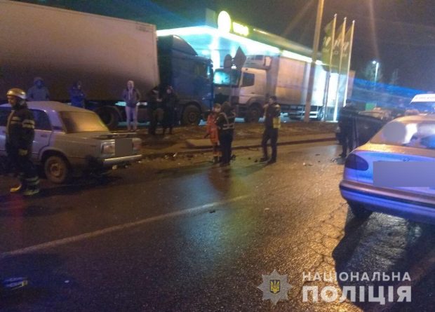 В Харькове в результате аварии погиб водитель автомобиля