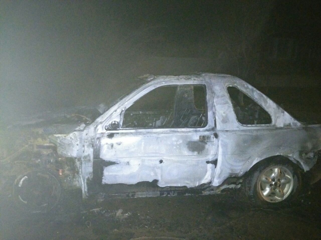 В Харькове сожгли Land Rover Freelander