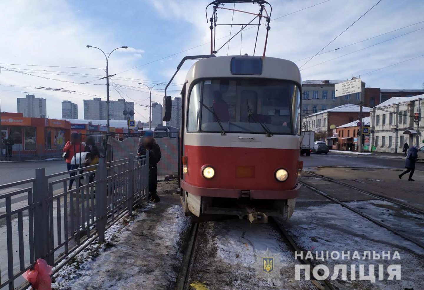 В Харькове трамвай наехал на пожилую женщину