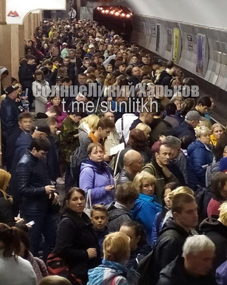 В метро из-за буйного пассажира остановилась Салтовская линия