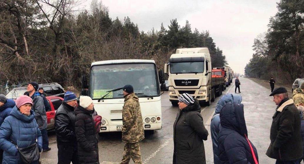 Протест против добычи сланцевого газа под Харьковом: акцию называют бессрочной
