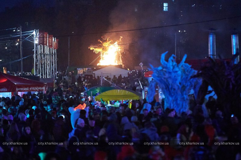 В центре Харькова отгуляли Масленицу
