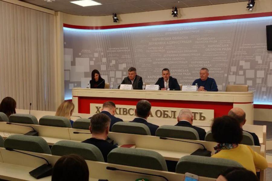 Кучер: На Харьковщину в ближайшее время поступят 200 экспресс-тестов на COVID-19