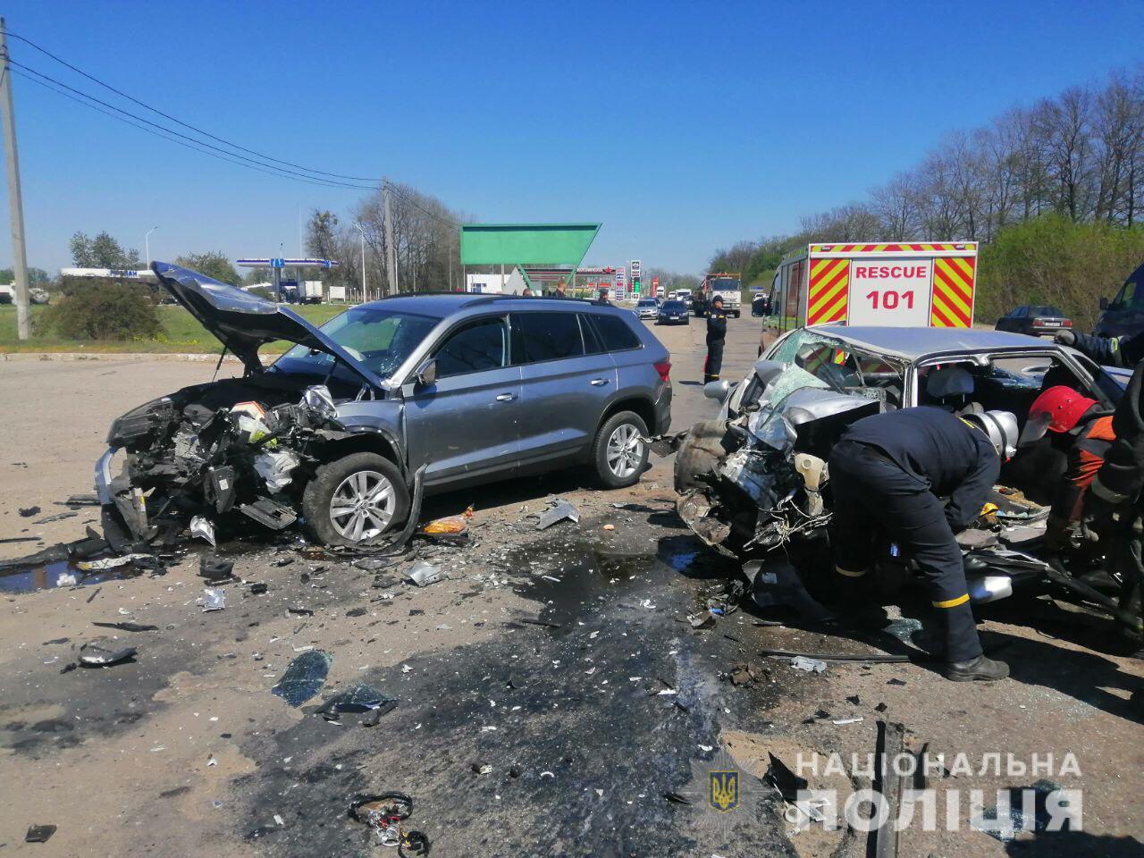 В результате автокатастрофи в Харькове погиб водитель автомобиля