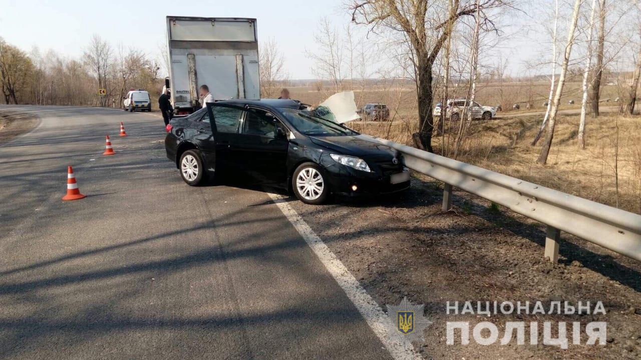 В результате автокатастрофы под Харьковом погиб пожилой мужчина