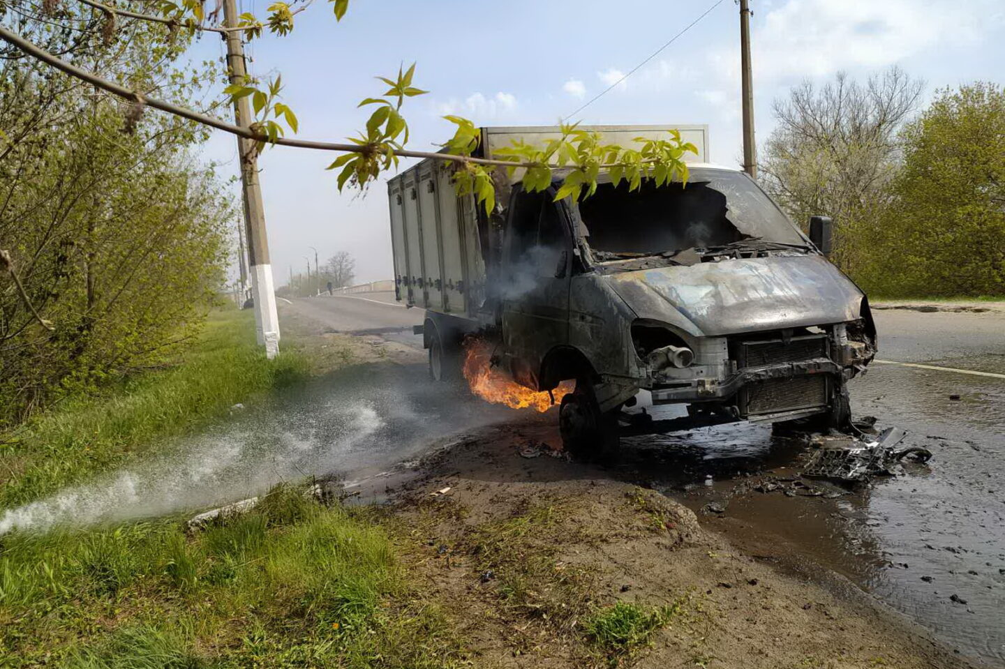 Под Харьковом на дороге сгорела Газель Салтовского хлебзавода