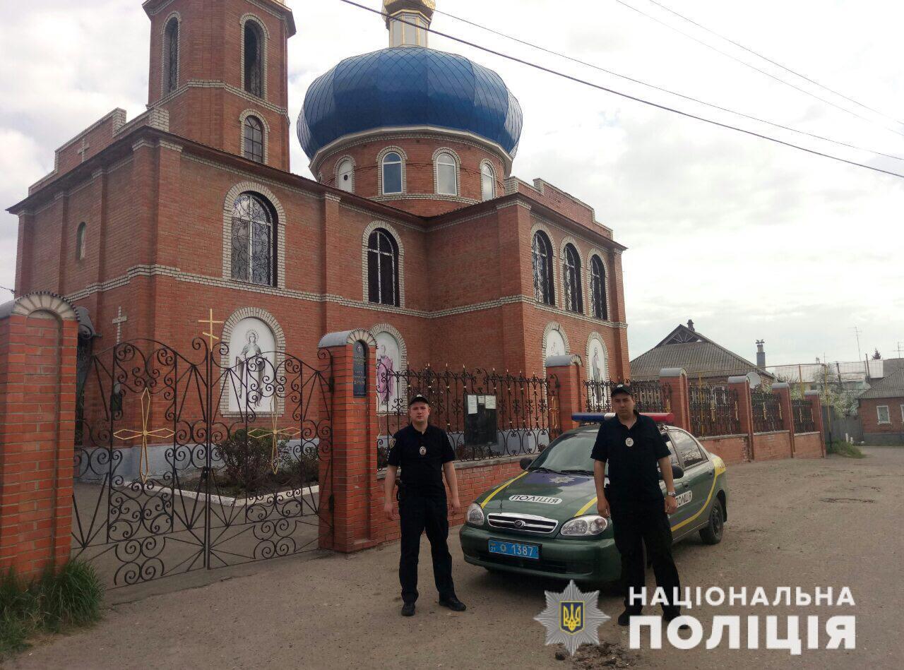 Пребывание людей во время богослужения в помещении храма будет считаться нарушением – полиция