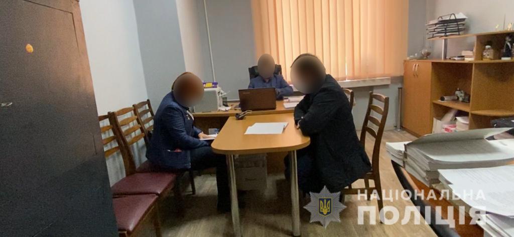 Под Харьковом чиновник присвоил деньги, которые выделяли на диспетчеризацию лифтов