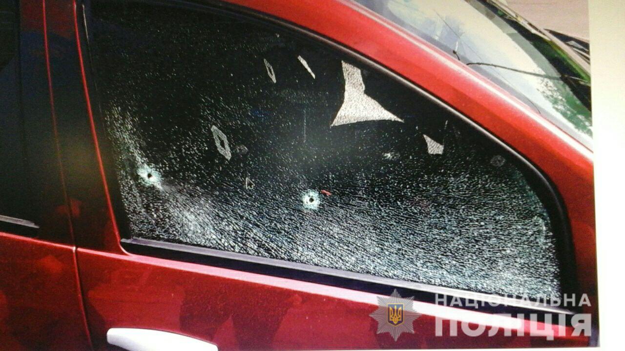 На Салтовке водитель устроил стрельбу из-за нарушений правил дорожного движения