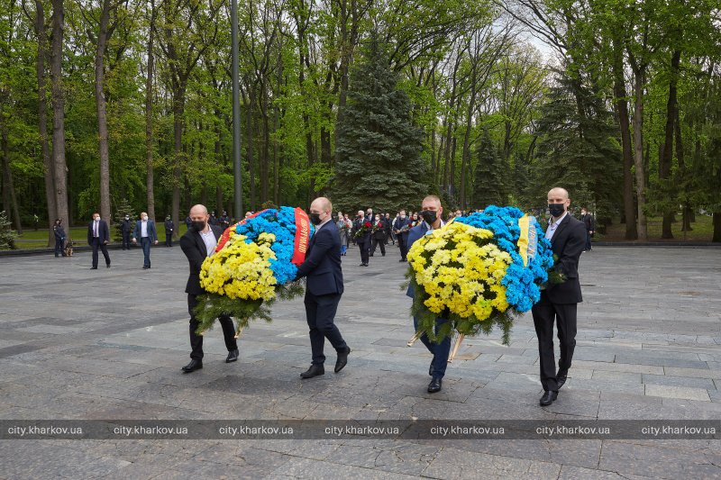 На Мемориале Славы почтили память погибших во Второй мировой войне