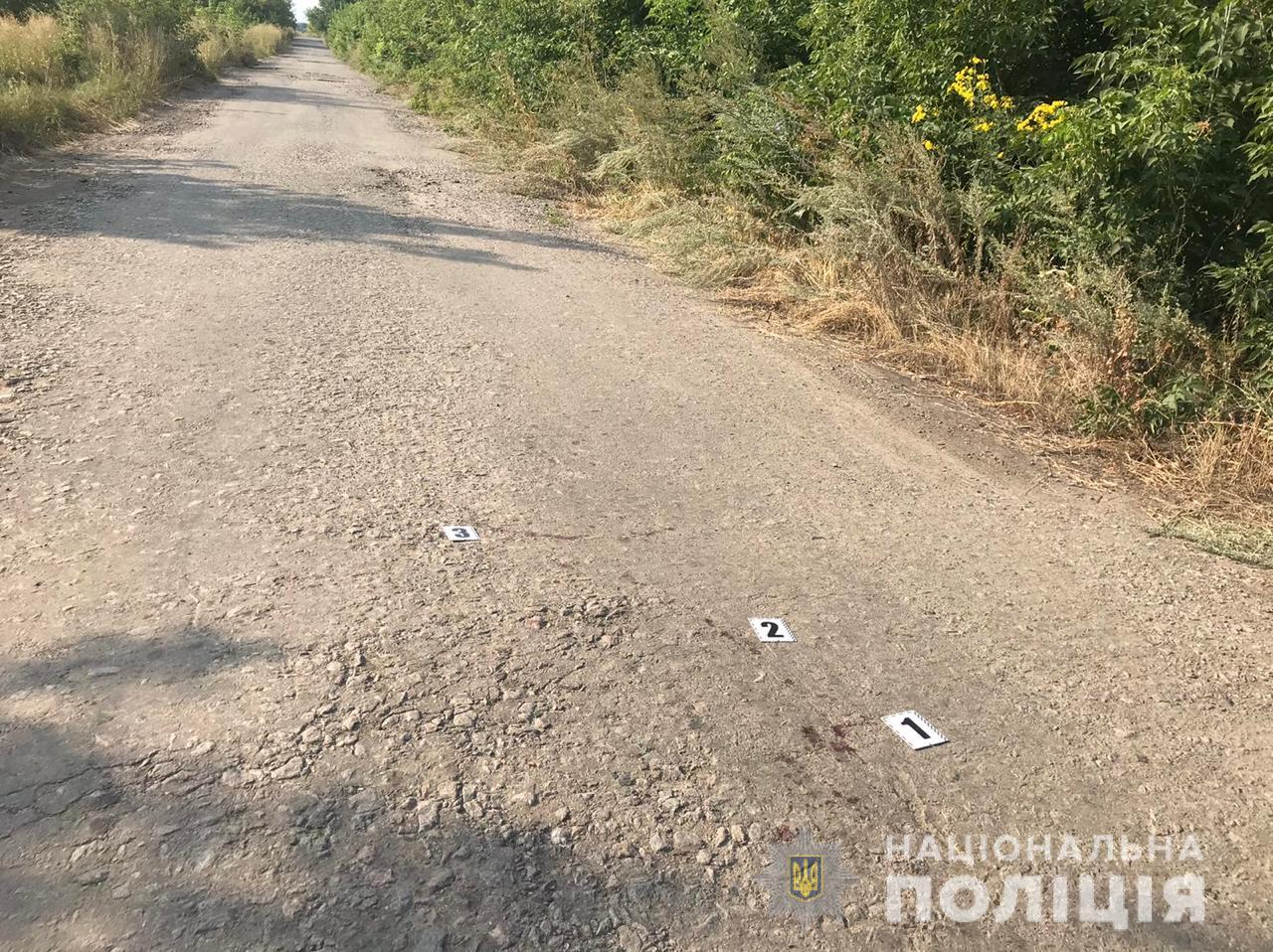 Под Харьковом подросток ножом ударил соседку в шею