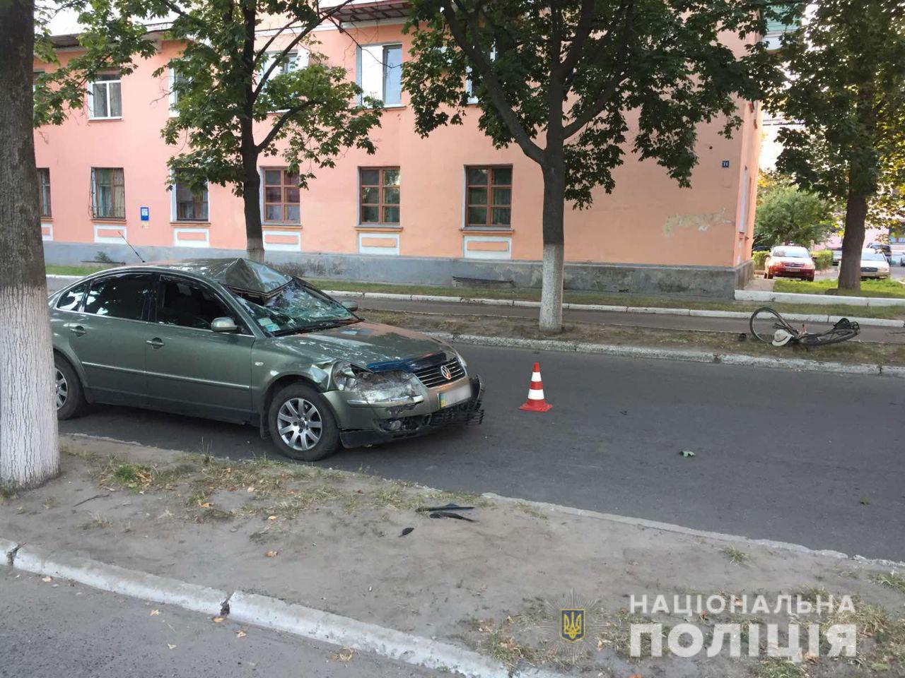 Под Харьковом сбили велосипедиста: мужчина скончался в карете скорой помощи