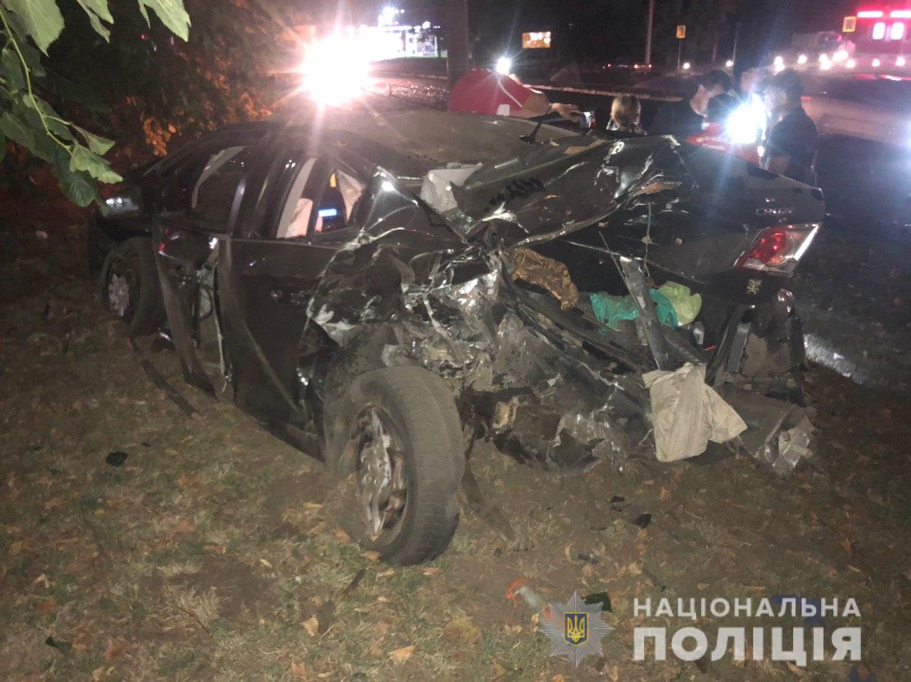 В Харькове пьяный водитель BMW въехал в Chevrolet