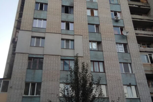 В Харькове на пожаре в многоэтажке погиб мужчина и пострадал ребенок