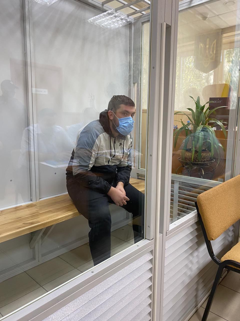 Суд отправил в СИЗО подозреваемых в нападении на микроавтобус под Харьковом