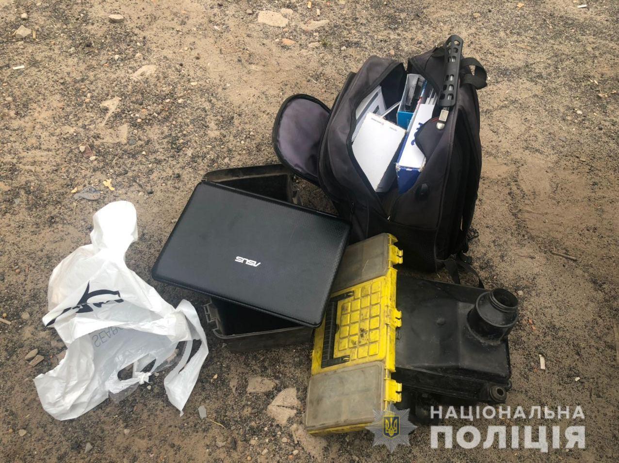 В Харьковской области подросток со своими старшими друзьями обворовывали автомобили