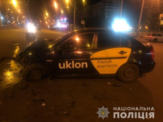В Харькове в результате аварии пострадали два человека