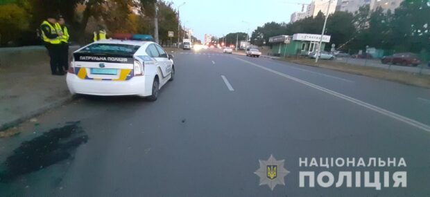В Харькове водитель на пешеходном переходе сбил мальчика и скрылся с места аварии