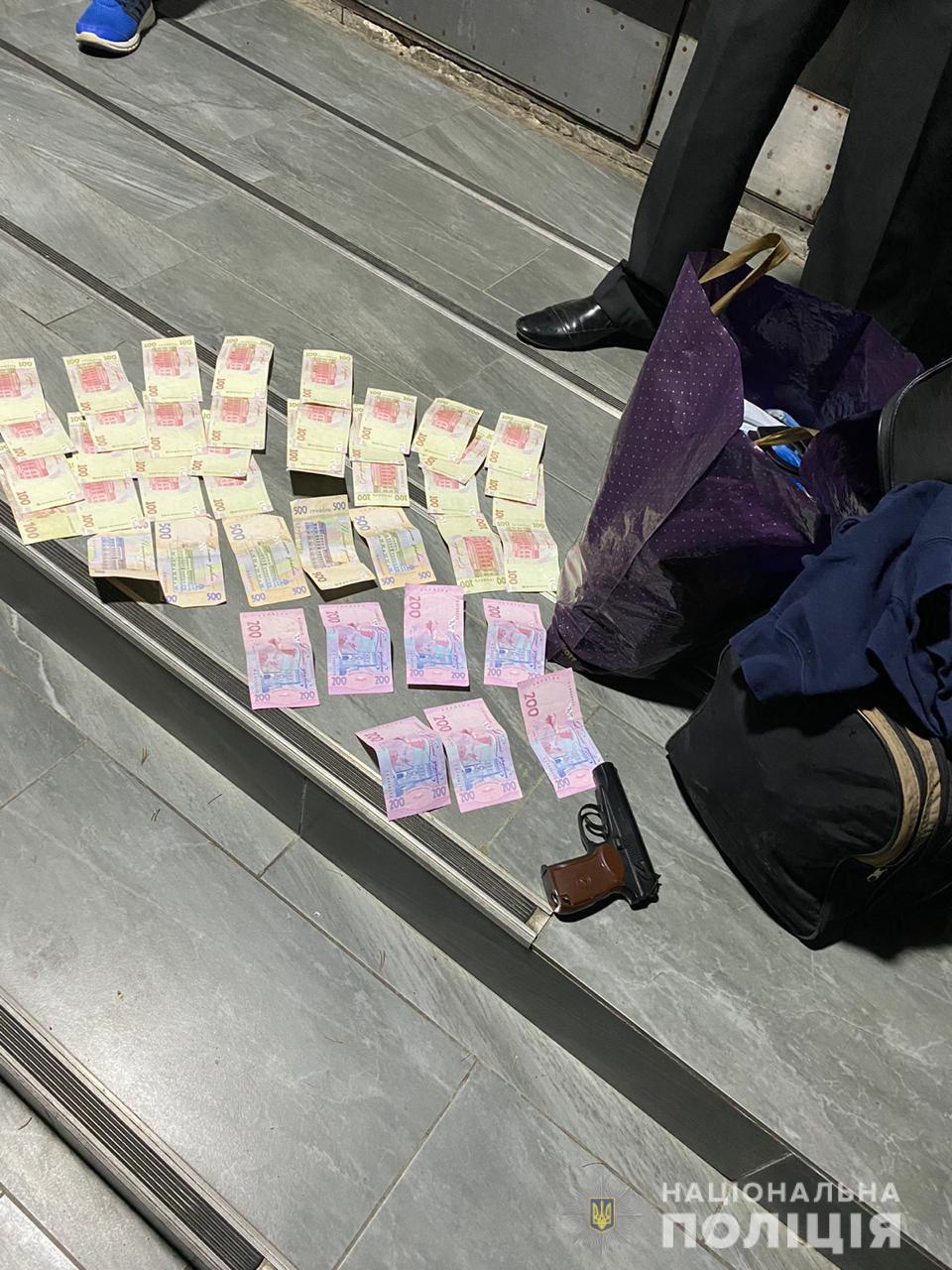 Полиция задержала мужчину, который на прошлой неделе ограбил аптеки и кредит-кафе в четырех районах Харькова