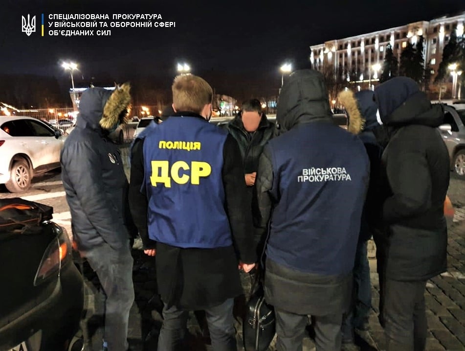 В Харькове на взятке задержали майора военкомата
