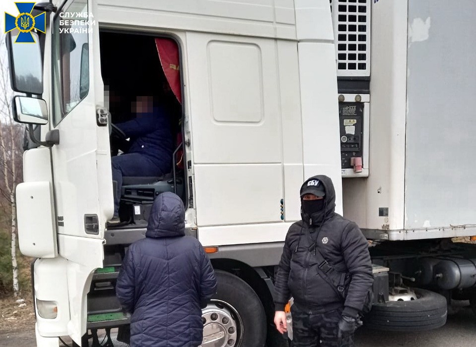 В Харькове разоблачили подставную фирму, которая поставляла через РФ в “ДНР” лекарства
