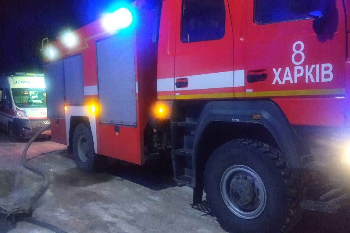 В Харькове горела квартира: пожилая женщина получила ожоги